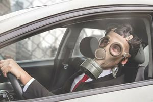 ТОП поради: як усунути неприємний запах у салоні автомобіля
