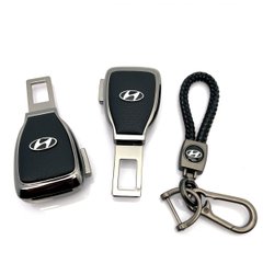 Купить Набір в авто для Hyundai №2 / Заглушка перехідник ременя безпеки та брелока з логотипом Темный хром 39502 Подарочные наборы для автомобилиста