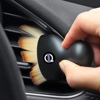 Купить Щетка с логотипом Volvo для чистки салона автомобиля 90196 Щетки для детейлинга