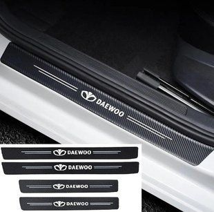 Купить Защитная пленка накладка на пороги для Daewoo Черный Карбон 4 шт 42658 Защитная пленка для порогов и ручек