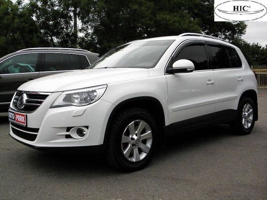 Купити Дефлектори вікон вітровики для Volkswagen Tiguan 2007-2016 Хром молдинг 35652 Дефлектори вікон Volkswagen