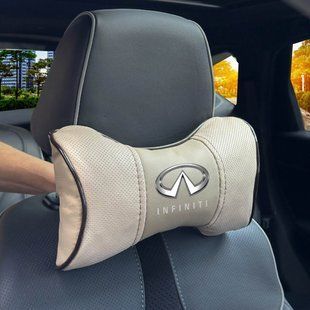 Купити Подушка на підголівник з логотипом Infiniti Екошкіра 3D Кольоровий лого Бежева-Коричневий кант 1 шт 91700 Подушки на підголовник - під шию