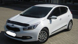 Купити Дефлектор капоту мухобійка для Kia Ceed 2012- 3968 Дефлектори капота Kia