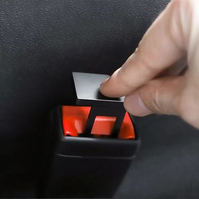 Купити Заглушка ременя безпеки Mazda Люмінісцентний логотип Темні 1 шт 58292 Заглушки ременя безпеки